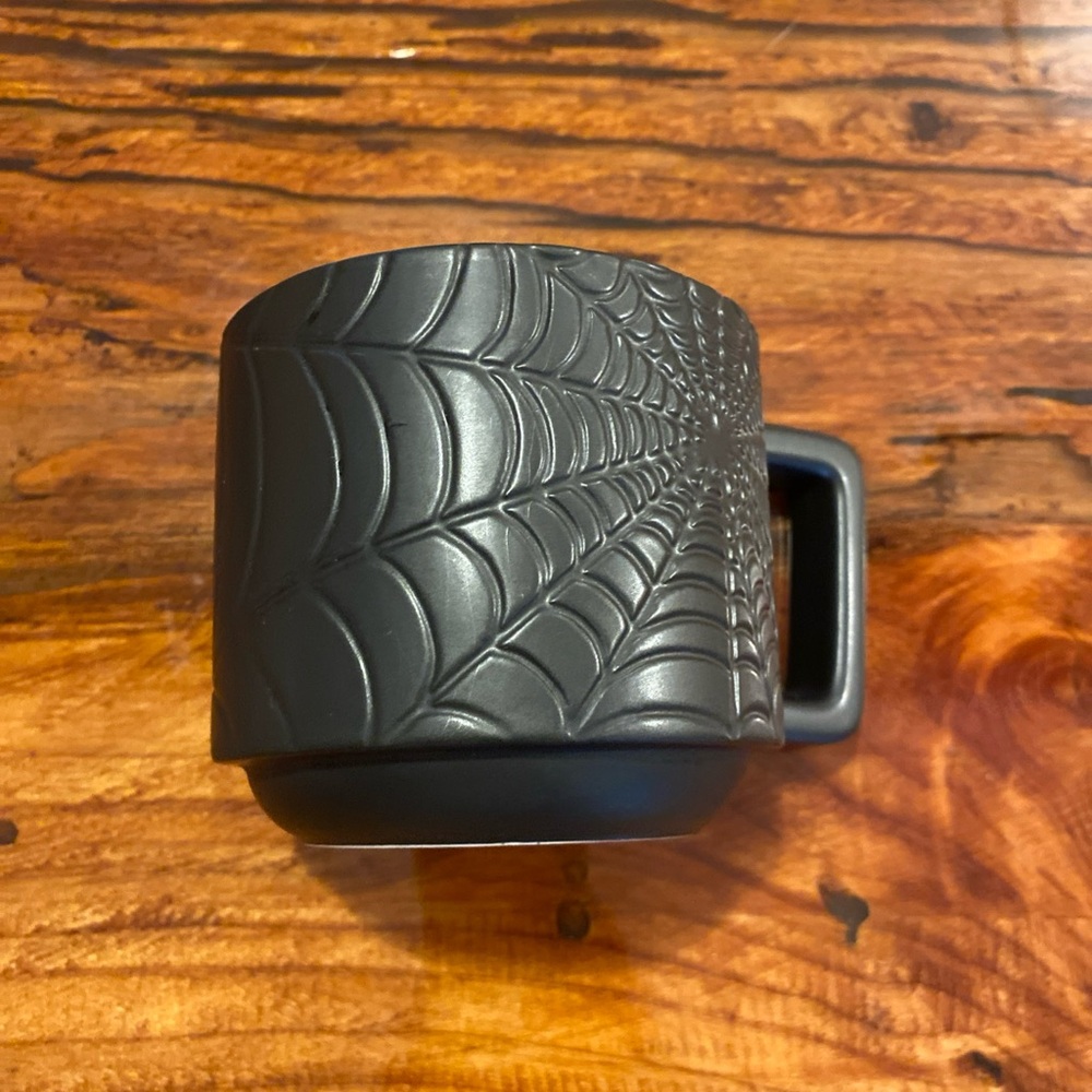 Starbucks Halloween 2019 Spiderweb Black Spider Web Ceramic Mug Cup 12 oz